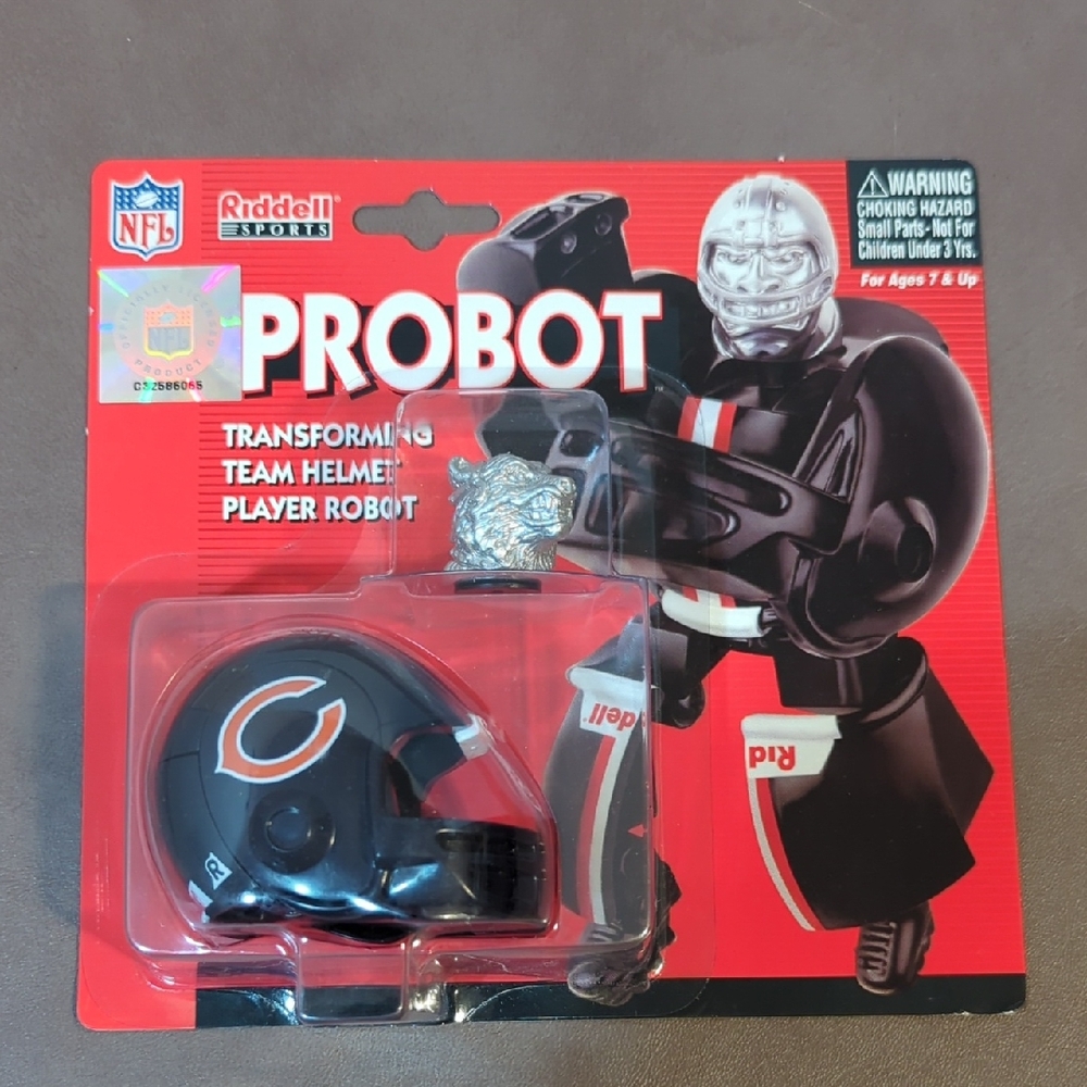 2000 Riddell Probot Chicago Bears NFL Transforming Team Helmet Player Robot NFLP